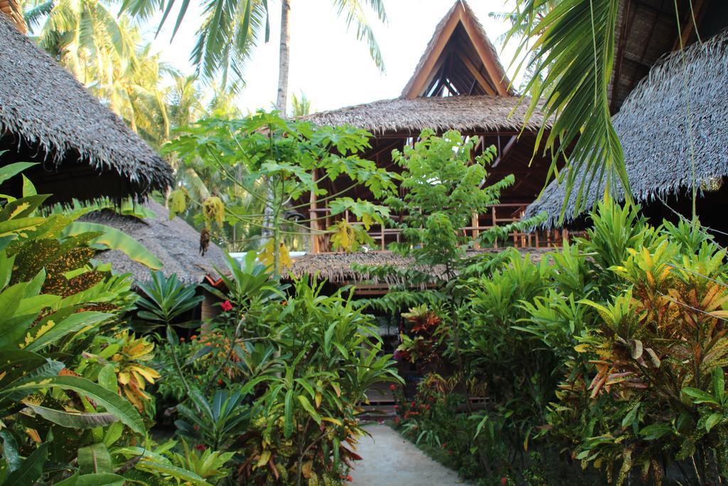 Villa Solaria General Luna  Exterior photo